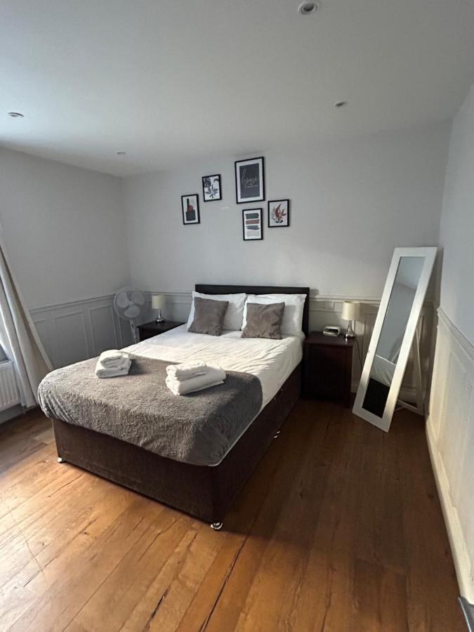 Luxurious Central Soho Apartment 런던 외부 사진