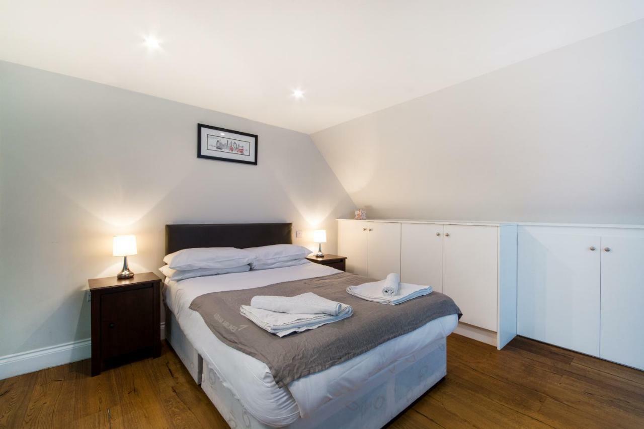 Luxurious Central Soho Apartment 런던 외부 사진